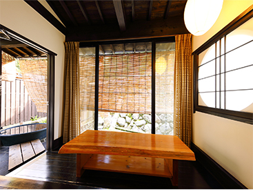 ASAGIRI/YUDUKI. Separate room with open-air bath